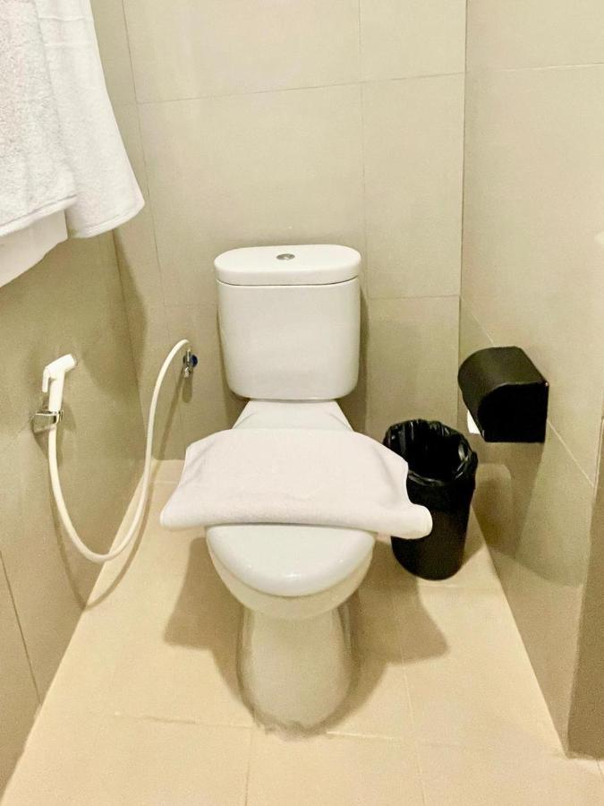 Nemuru Hotel Ciputat Pondokcabe Hilir Kültér fotó
