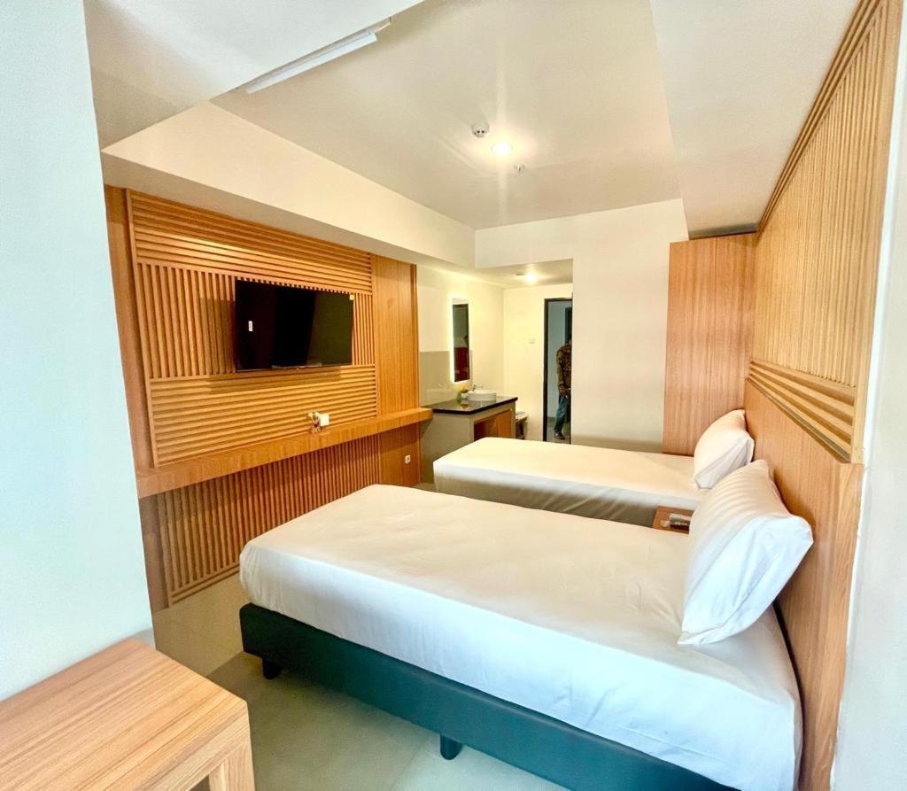 Nemuru Hotel Ciputat Pondokcabe Hilir Kültér fotó